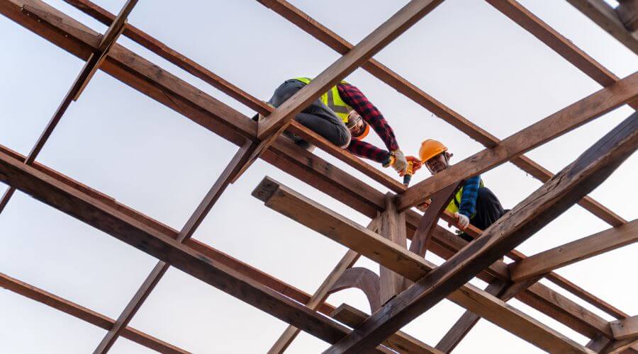Expert Emergency Roof Repairs services in Willow Hill, IL